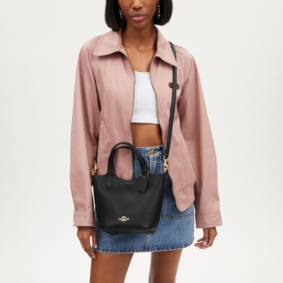 Hanna Bucket Bag - Picture 2 of 7